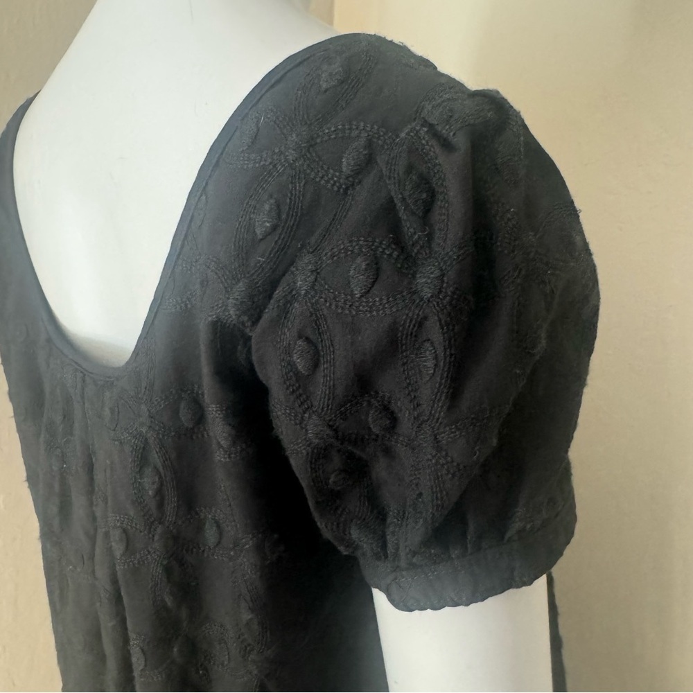 JUICY COUTURE Embroidered Shift Dress Black 100% Cotton A-Line Scoop Neck Size 6 - Picture 6 of 15